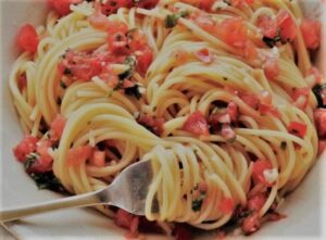 Scopri di più sull'articolo Pasta al Pomodoro