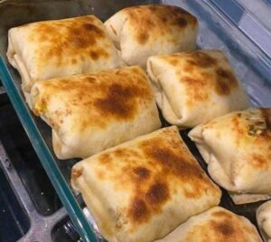 Scopri di più sull'articolo Tacos tascabili ripieni di formaggio