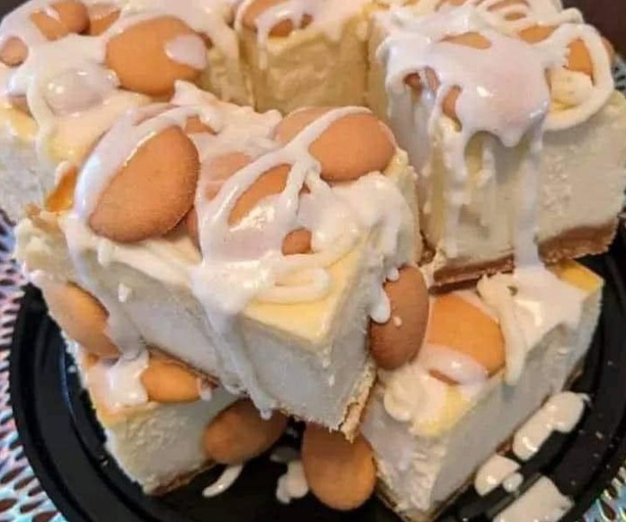 Al momento stai visualizzando Quadrotti di cheesecake al budino di banana